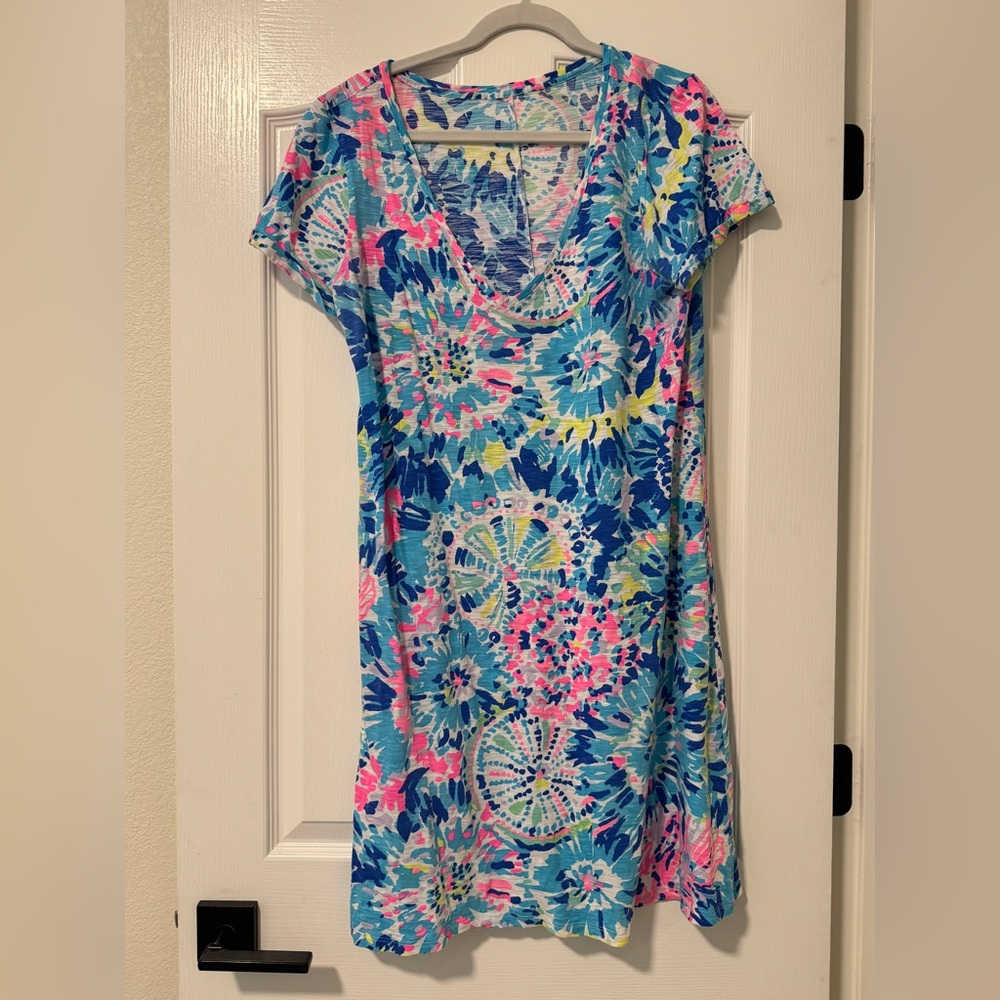 Lilly Pulitzer Bright Floral T-Shirt Dress – Size M – 100% Cotton